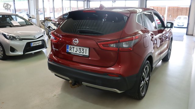 Nissan QASHQAI 5