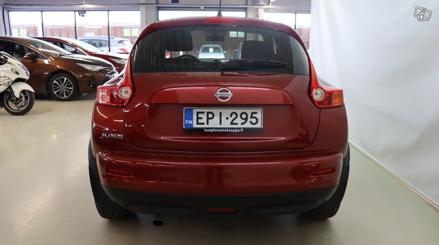 Nissan JUKE 4