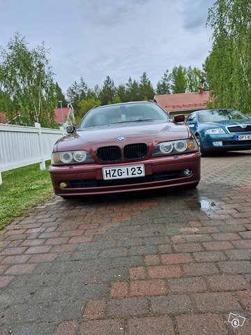 BMW 5-sarja 1