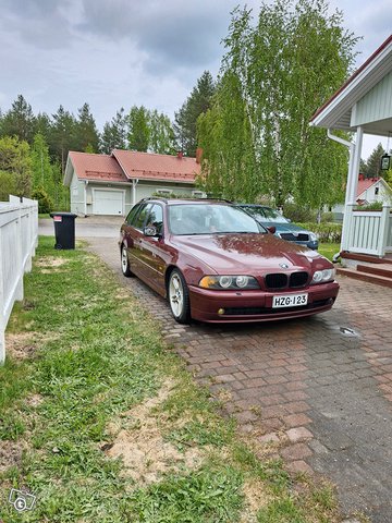 BMW 5-sarja 3