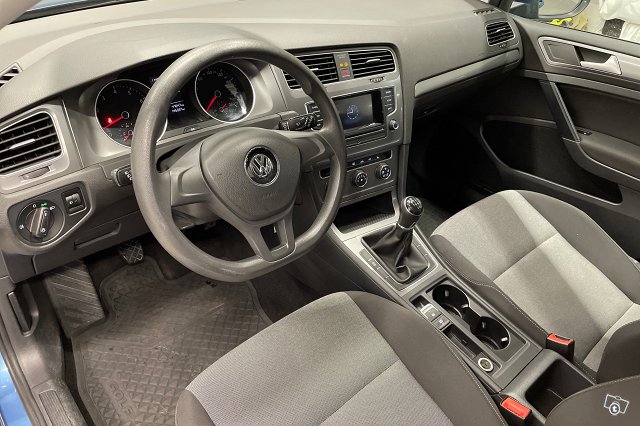 VOLKSWAGEN GOLF 6