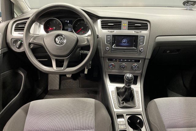 VOLKSWAGEN GOLF 7