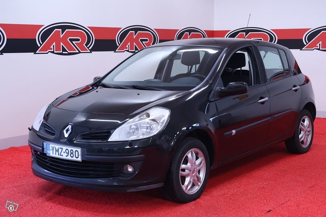 RENAULT Clio III