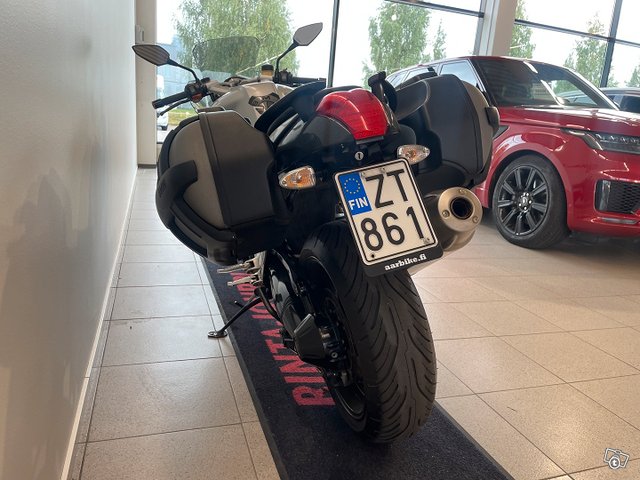 BMW K 5