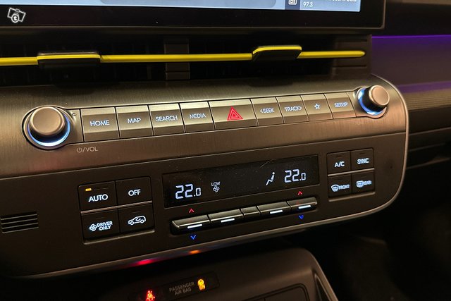 Hyundai KONA Electric 23