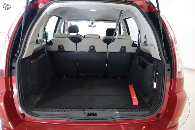 Citroen Grand C4 Picasso 11