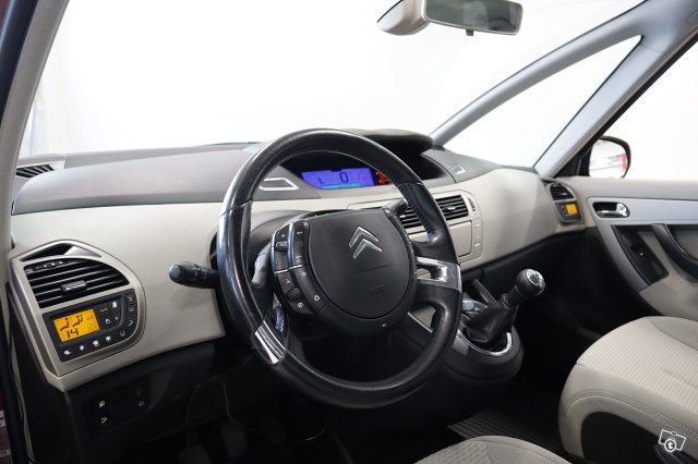 Citroen Grand C4 Picasso 20