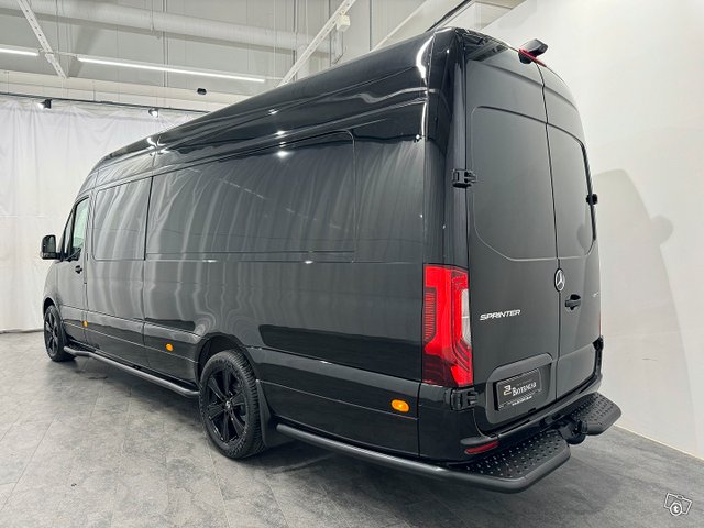 Mercedes-Benz Sprinter 2