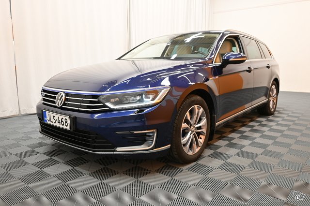 Volkswagen Passat 4