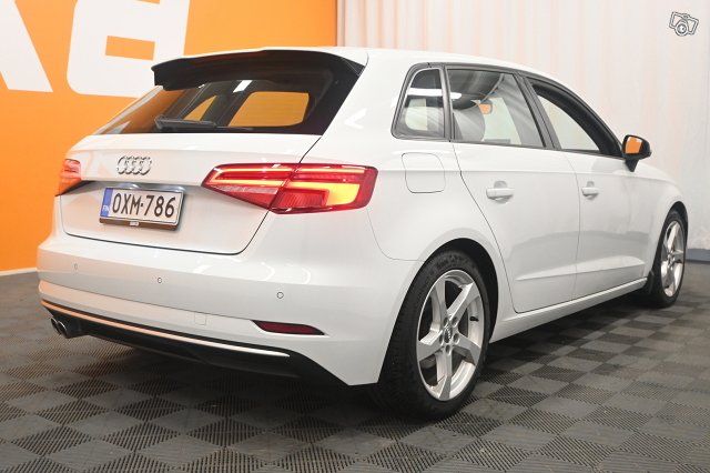 Audi A3 8