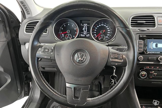 Volkswagen Golf 18