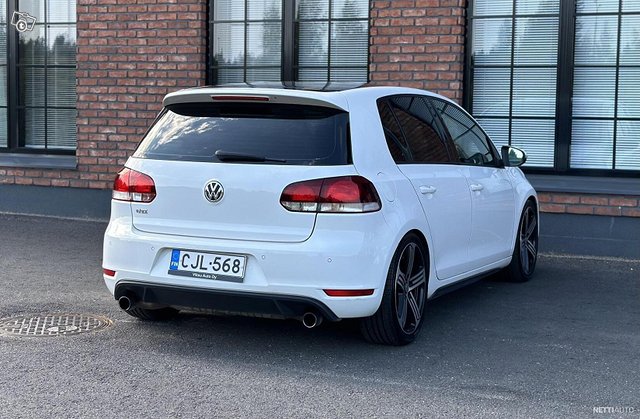 Volkswagen Golf 8