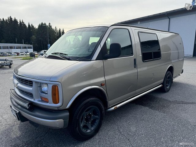 Chevrolet Chevy Van