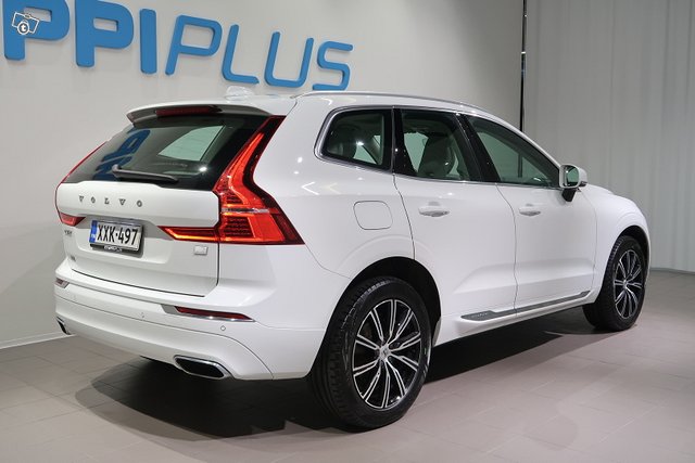 Volvo XC60 4