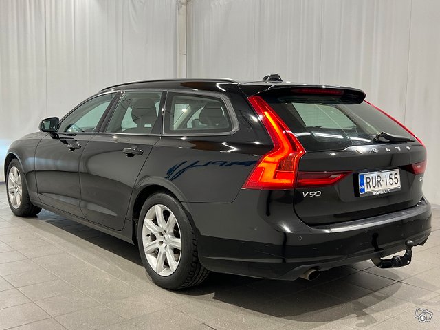 Volvo V90 6