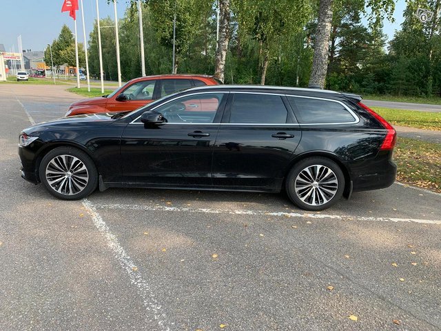 Volvo V90 5