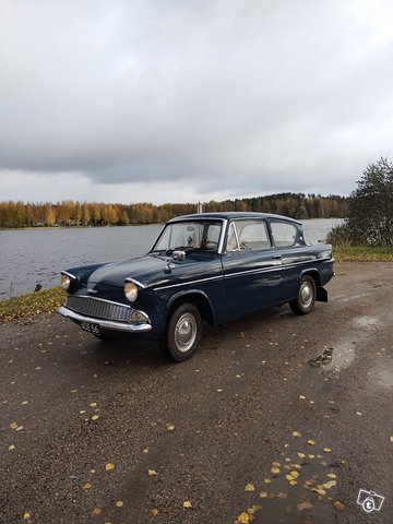 Ford Anglia 2