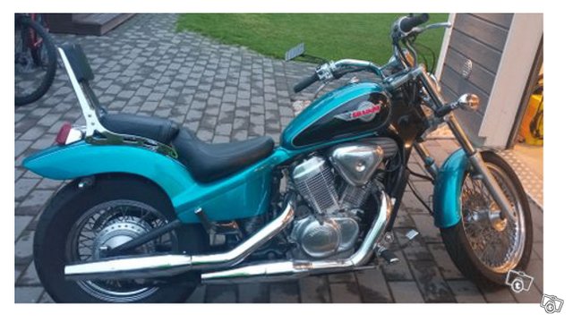 Honda shadow 600 1