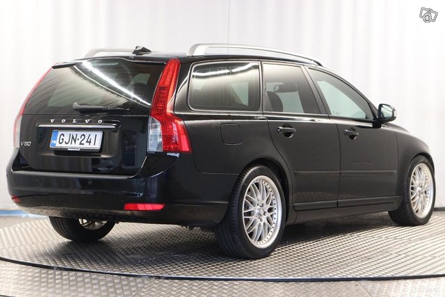 Volvo V50 4