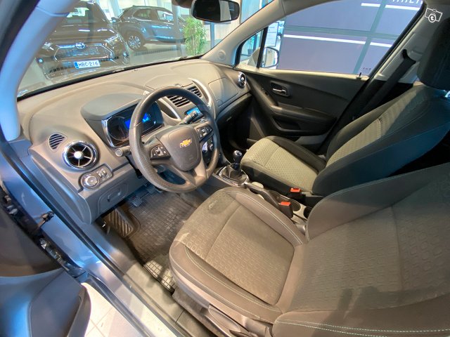 CHEVROLET Trax 9