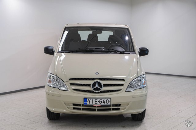 Mercedes-Benz Vito 2