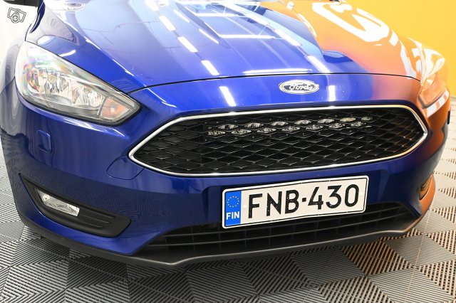 Ford Focus 8