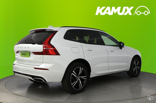 Volvo XC60 4