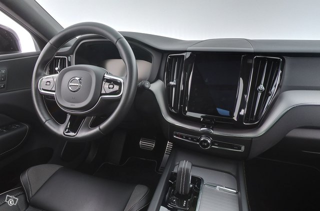 Volvo XC60 9