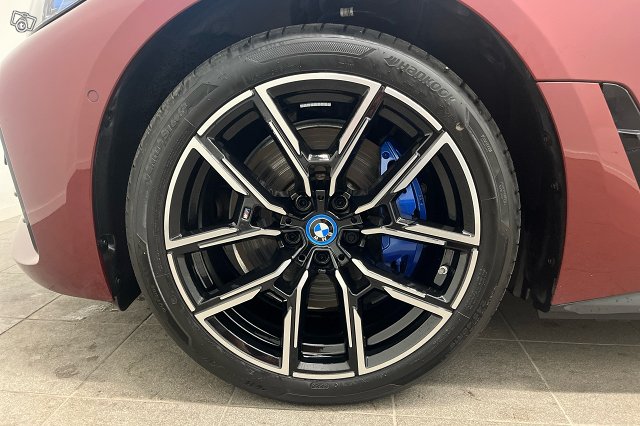 BMW I4 M50 21