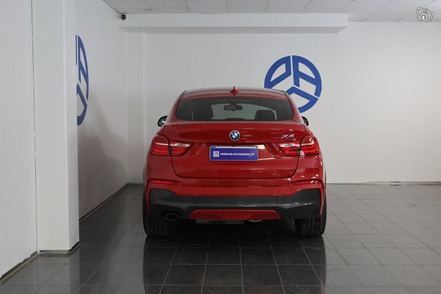 BMW X4 13