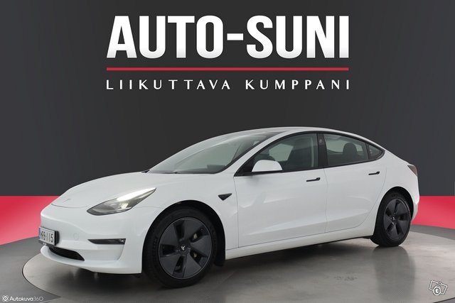 TESLA Model 3 5