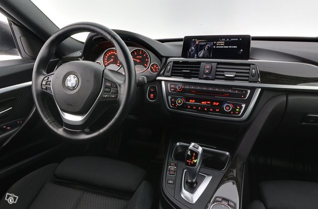 BMW 320 Gran Turismo 9