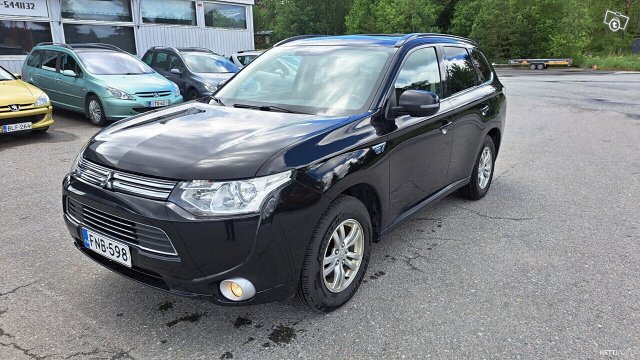 Mitsubishi Outlander PHEV