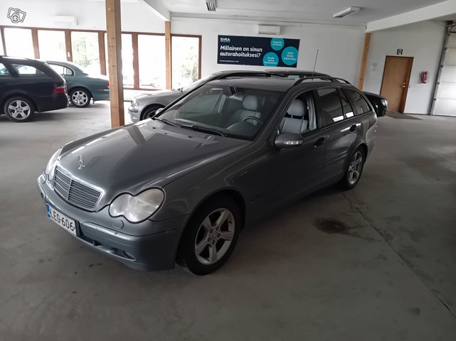 Mercedes-Benz C 200