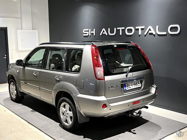 Nissan X-Trail 2