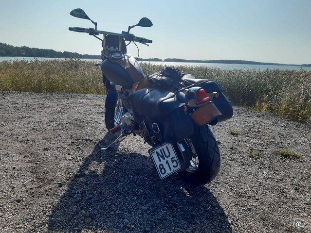 Suzuki 650 LS Savage 3