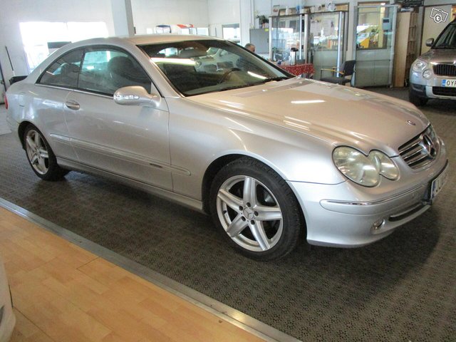 Mercedes-Benz CLK 4