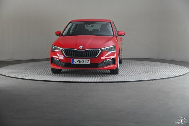 Skoda Scala 3