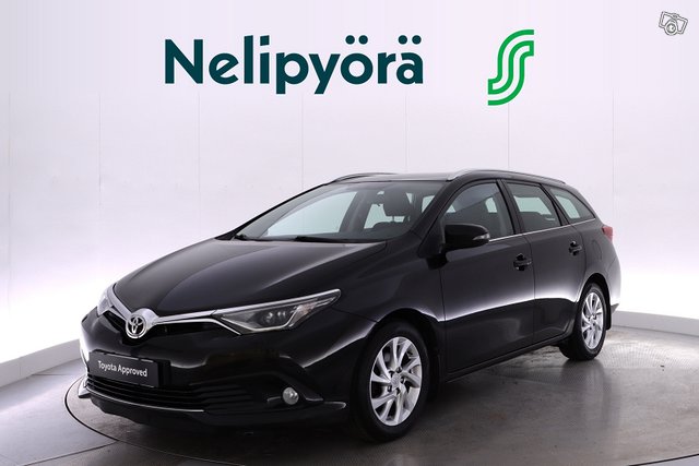 Toyota Auris 1