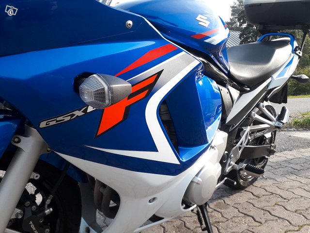 Suzuki gsx 650f*erittäin siisti*vain 28 tkm 5