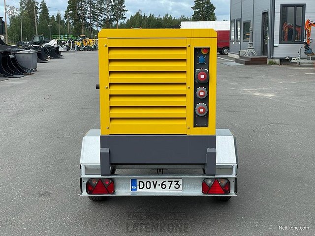 Atlas Copco QAS 30 50 Hz Generaattori StageV Vetovarustuksella 8