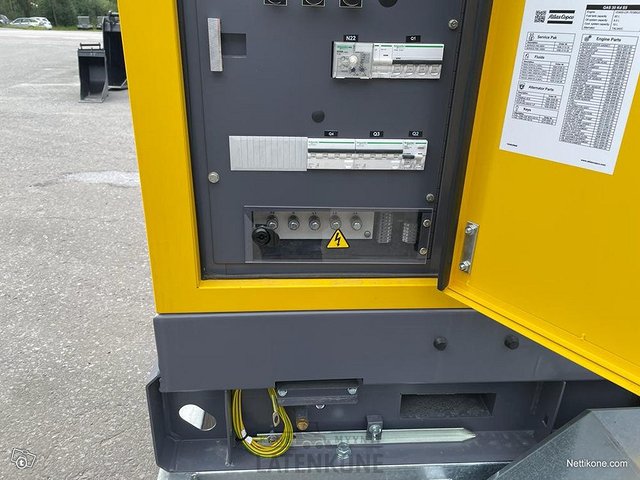 Atlas Copco QAS 30 50 Hz Generaattori StageV Vetovarustuksella 24