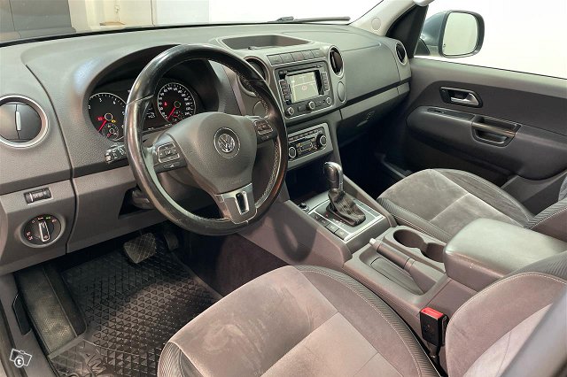 Volkswagen Amarok 7