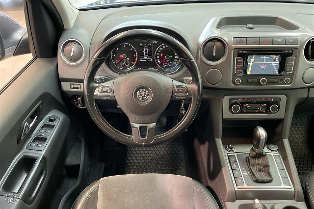 Volkswagen Amarok 8