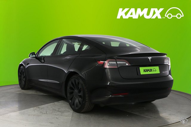 Tesla Model 3 5