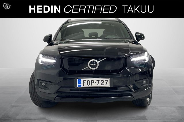 Volvo XC40 4