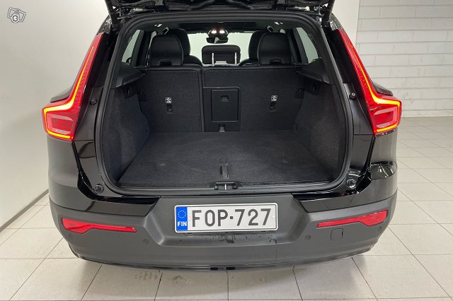 Volvo XC40 10