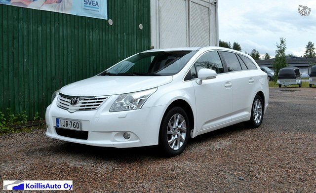 Toyota Avensis 1