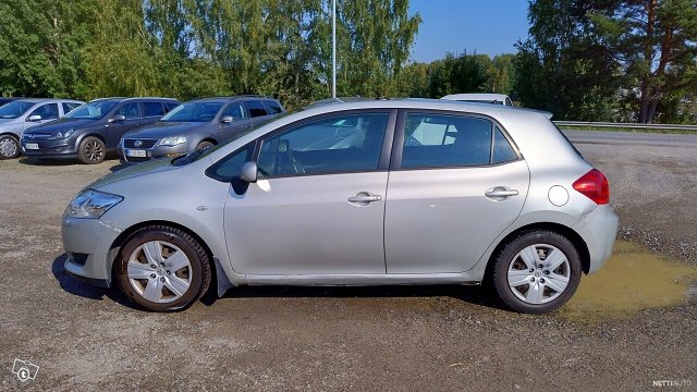 Toyota Auris 2