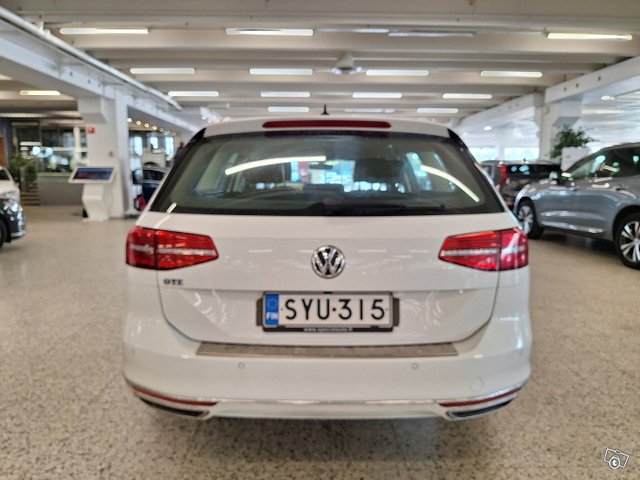 Volkswagen Passat 5